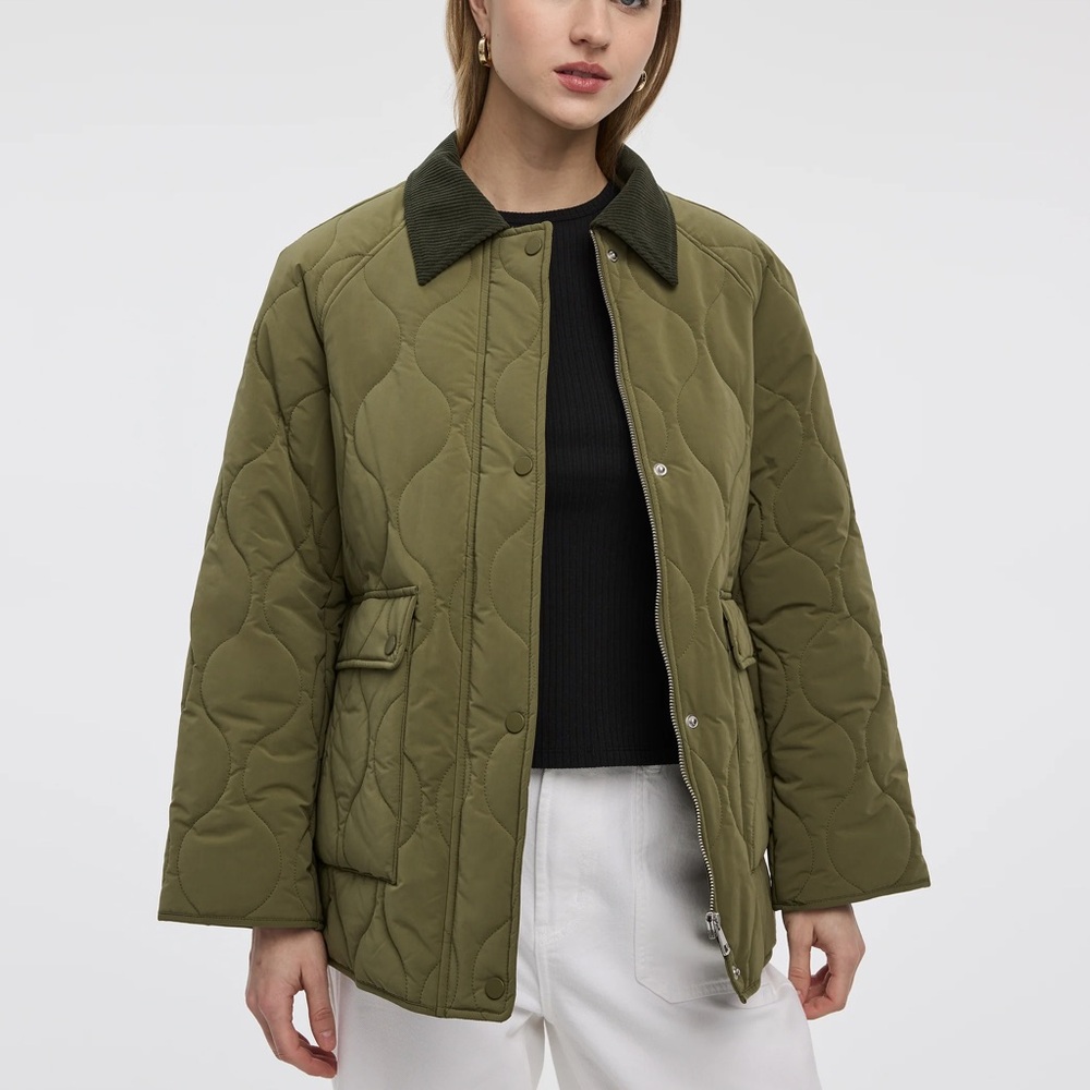 REITMANS Olive Green Quilted Puffer Jacket with Dark Corduroy Collar